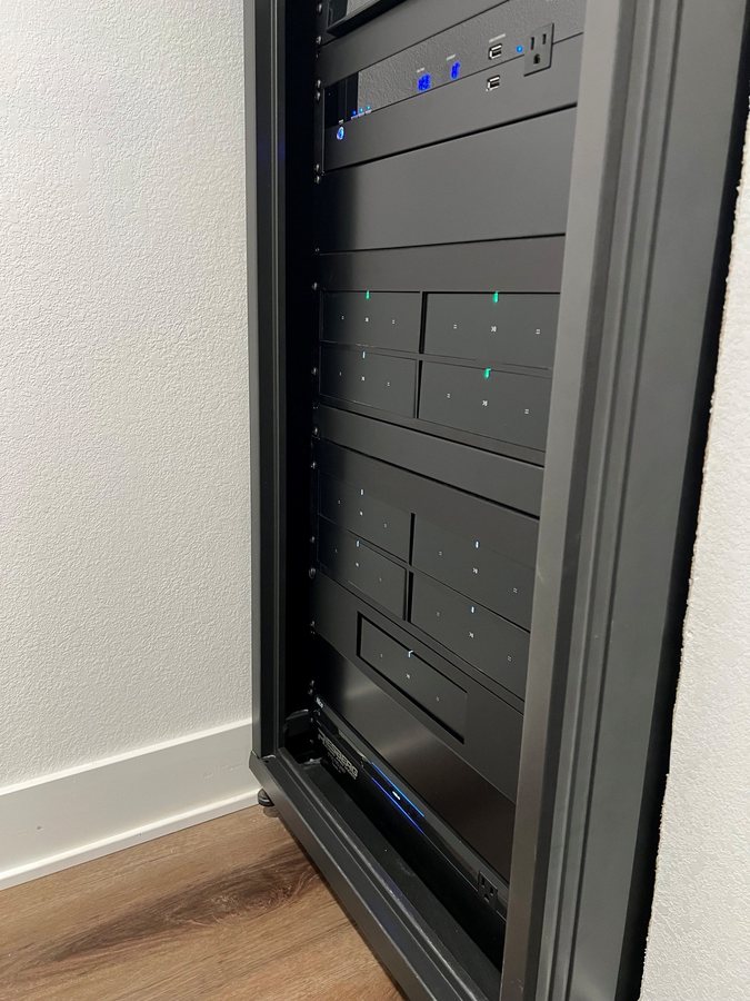 Recessed in-wall equipment rack with clean wiring